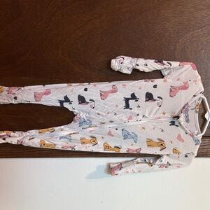 Girls' White Whale & Hearts One-Piece Pajamas - Cozy Zipper Sleepwear